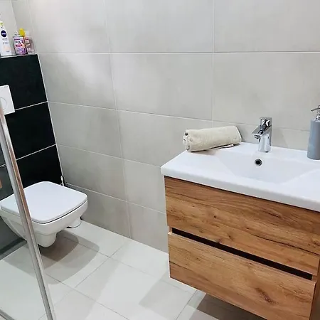 Sparrow Apartmens 2 - Vrabcia Ulica 9, Apartamento Košice