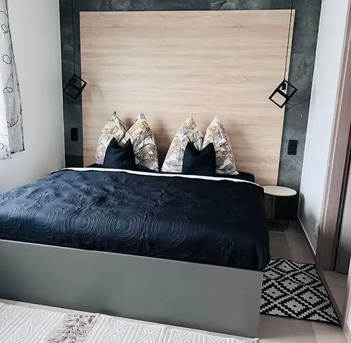 Sparrow Apartmens 2 - Vrabcia Ulica 9, Kosice