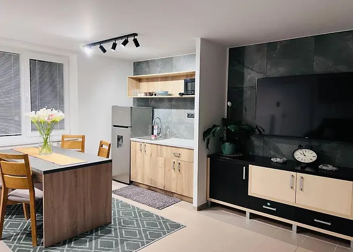 Sparrow Apartmens 2 - Vrabcia Ulica 9, *