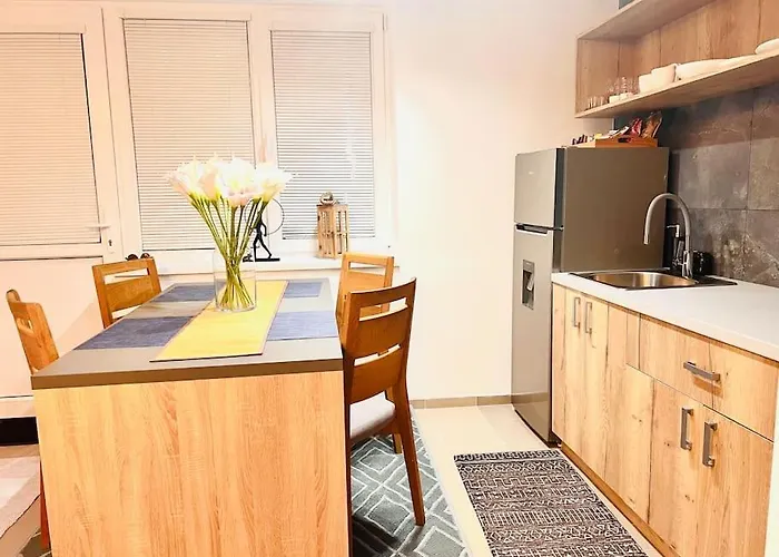 Sparrow Apartmens 2 - Vrabcia Ulica 9, *