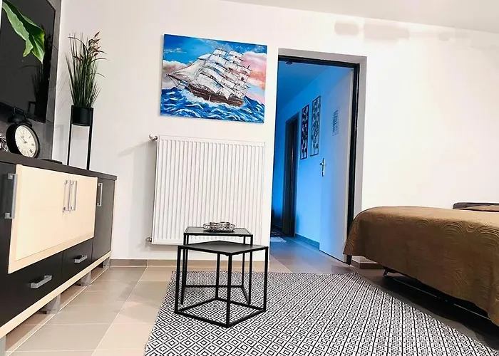 Sparrow Apartmens 2 - Vrabcia Ulica 9, * Košice